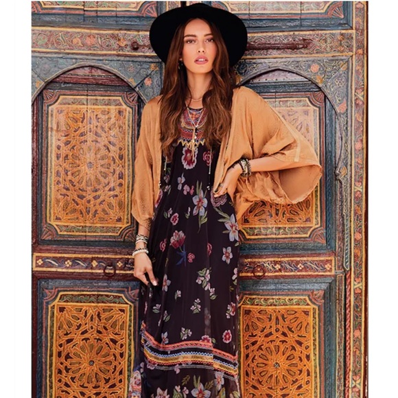 Johnny Was Tops - Johnny Was Vevina Embroidered Satin Shirt Cropped Kimono cardigan Copper Gold M